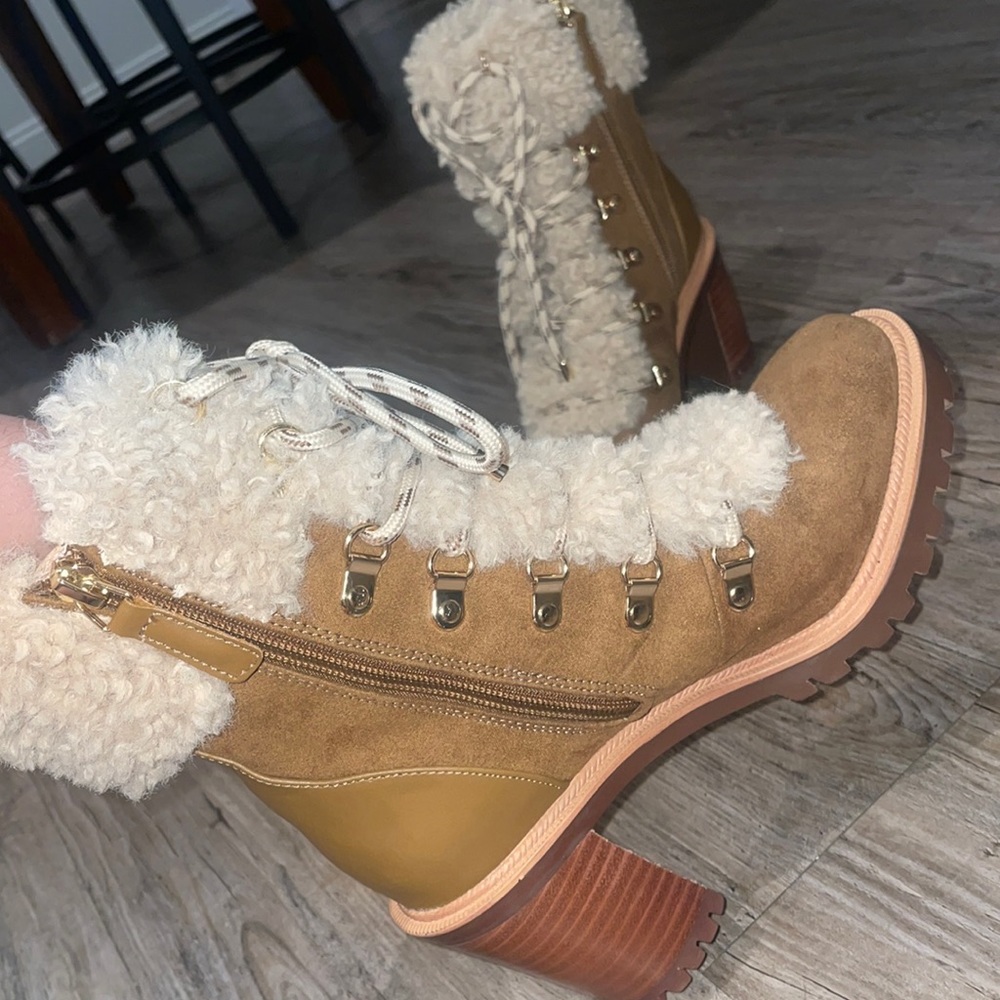 J.lo Gallyana Bootie